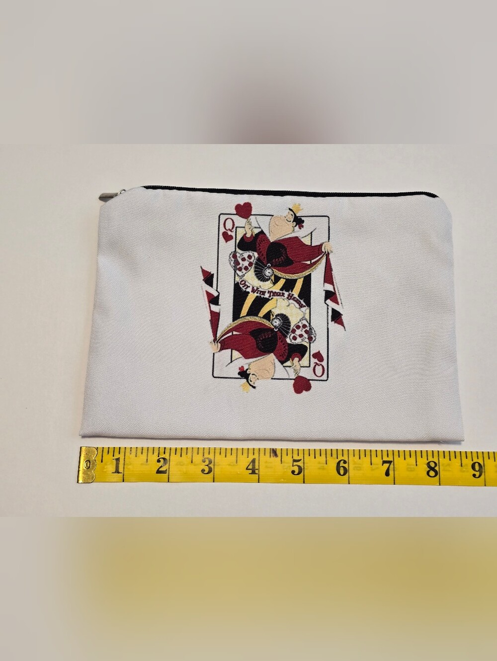 π β€οΈ Brand New Queen of Hearts Double Sided Polyester Makeup Bag & Disney Balm - Picture 6 of 7